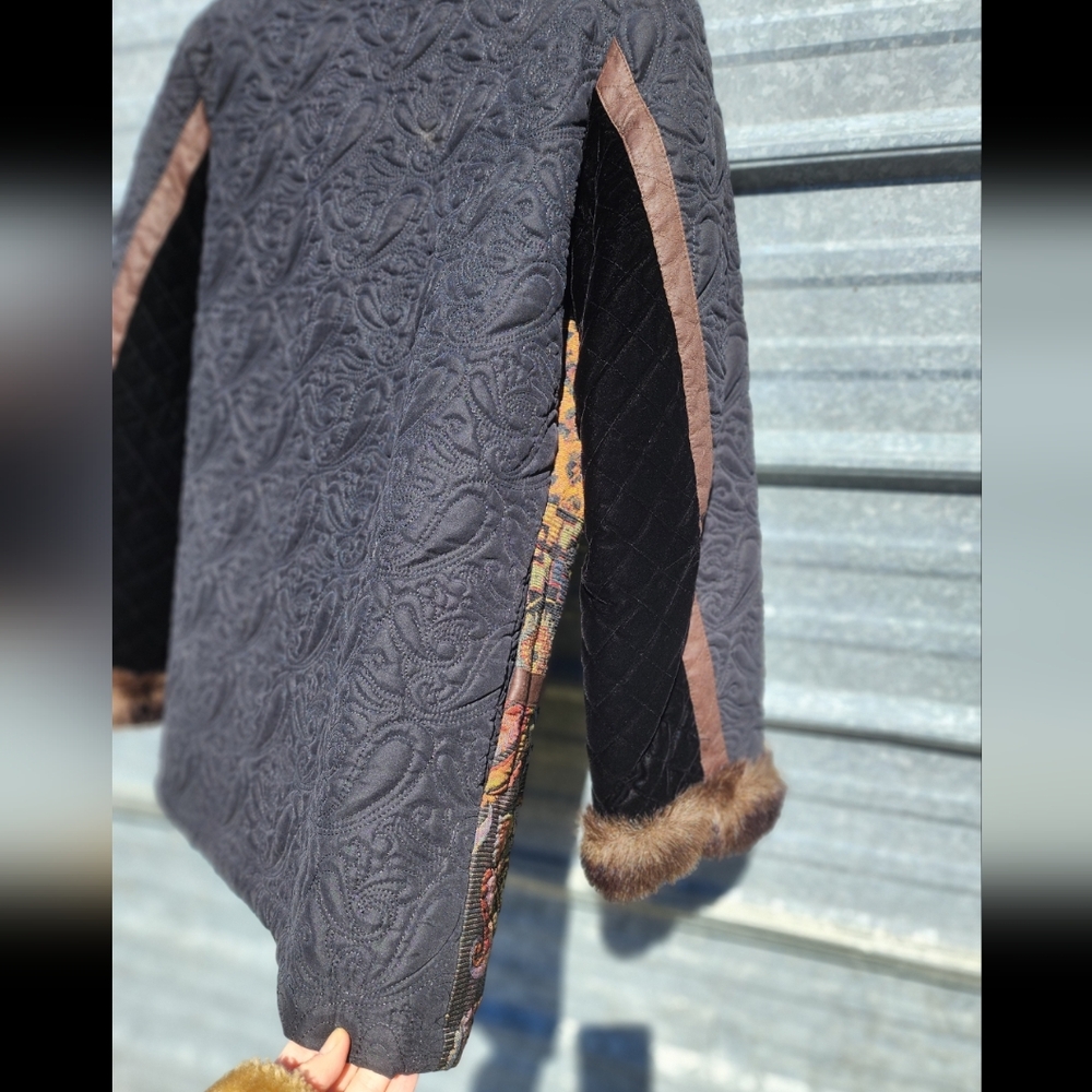 VINTAGE Faux Fur Unique Colorful Quilted Winter Coat - Picture 11 of 13